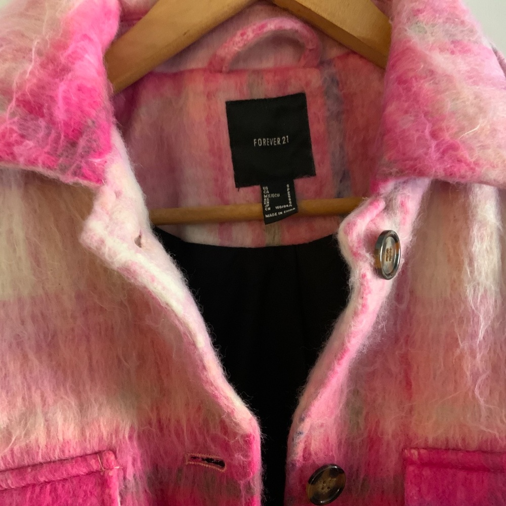Forever 21 Pink Plaid Shacket Jacket | Cozy Fuzzy Overshirt | Size M - Picture 2 of 3